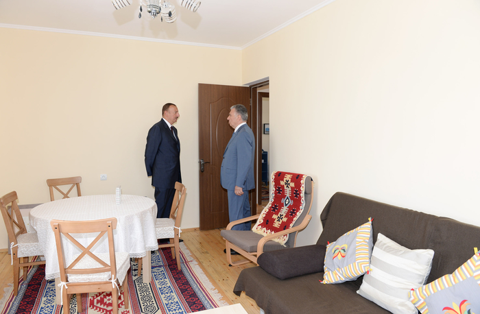 Prezident İlham Əliyev Ağdam rayonunda 632 məcburi köçkün ailəsi üçün salınmış yeni qəsəbənin açılışında iştirak edib (FOTO)