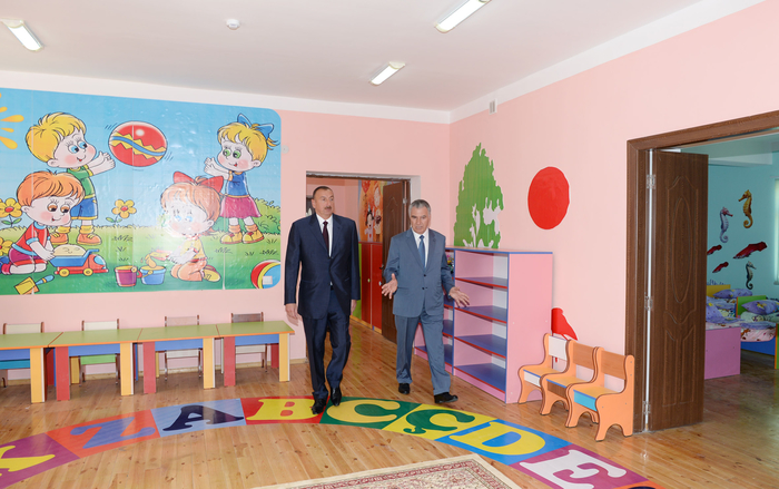 Prezident İlham Əliyev Ağdam rayonunda 632 məcburi köçkün ailəsi üçün salınmış yeni qəsəbənin açılışında iştirak edib (FOTO)