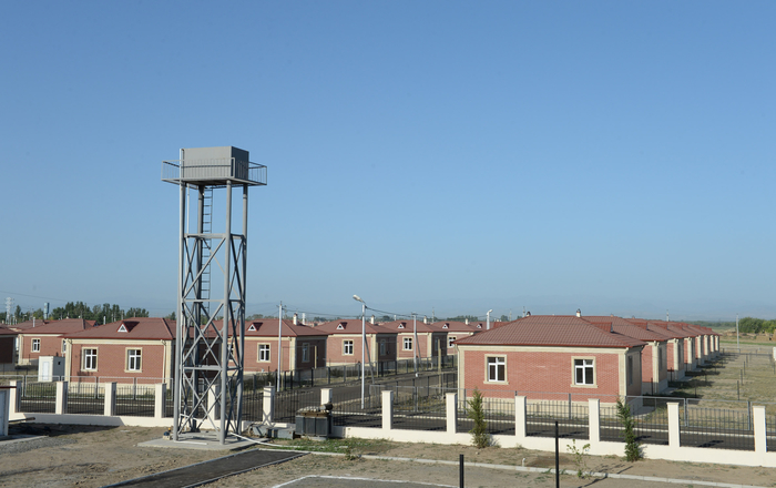 Prezident İlham Əliyev Ağdam rayonunda 632 məcburi köçkün ailəsi üçün salınmış yeni qəsəbənin açılışında iştirak edib (FOTO)