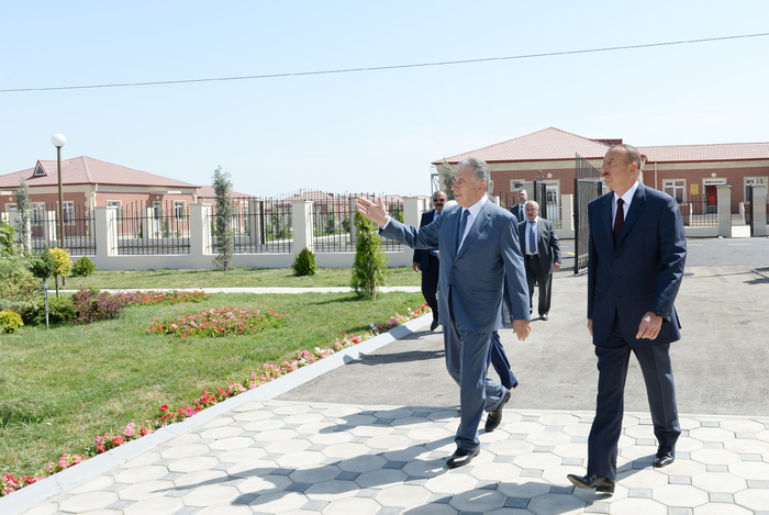 Prezident İlham Əliyev Ağdam rayonunda 632 məcburi köçkün ailəsi üçün salınmış yeni qəsəbənin açılışında iştirak edib (FOTO)