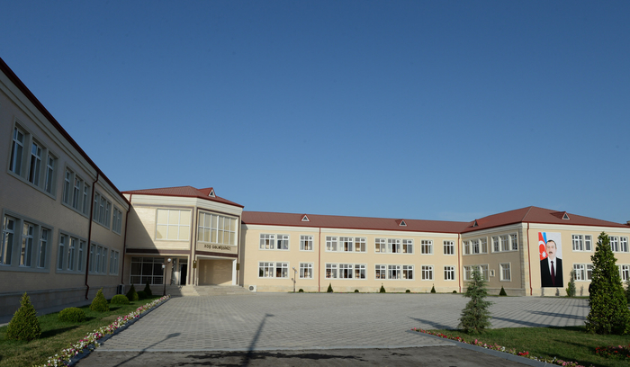 Prezident İlham Əliyev Ağdam rayonunda 632 məcburi köçkün ailəsi üçün salınmış yeni qəsəbənin açılışında iştirak edib (FOTO)