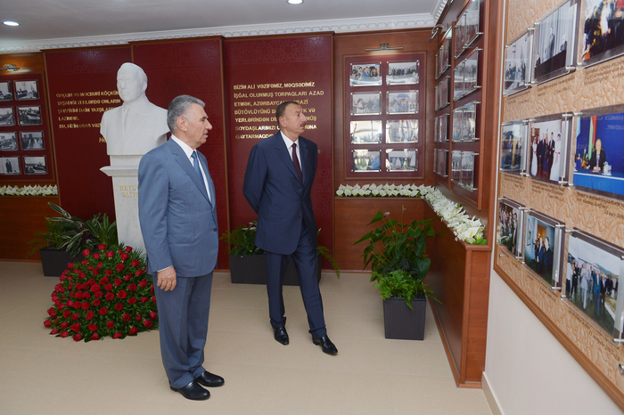 Prezident İlham Əliyev Ağdam rayonunda 632 məcburi köçkün ailəsi üçün salınmış yeni qəsəbənin açılışında iştirak edib (FOTO)
