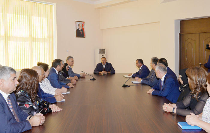 Prezident İlham Əliyev Ağdam rayonunda 632 məcburi köçkün ailəsi üçün salınmış yeni qəsəbənin açılışında iştirak edib (FOTO)