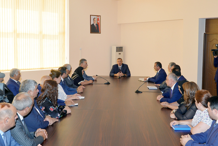 Prezident İlham Əliyev Ağdam rayonunda 632 məcburi köçkün ailəsi üçün salınmış yeni qəsəbənin açılışında iştirak edib (FOTO)