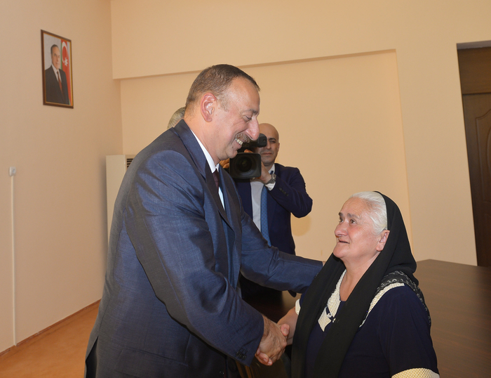 Prezident İlham Əliyev Ağdam rayonunda 632 məcburi köçkün ailəsi üçün salınmış yeni qəsəbənin açılışında iştirak edib (FOTO)