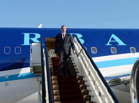 Prezident İlham Əliyev Rusiya Federasiyasına işgüzar səfərə gəlib (FOTO)