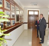 Prezident İlham Əliyev 115 nömrəli tam orta məktəbdə əsaslı təmir və yenidənqurma işlərindən sonrakı vəziyyətlə tanış olub (FOTO)