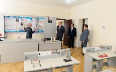 Prezident İlham Əliyev 115 nömrəli tam orta məktəbdə əsaslı təmir və yenidənqurma işlərindən sonrakı vəziyyətlə tanış olub (FOTO)