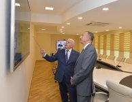 Prezident İlham Əliyev Xətai Rayon İcra Hakimiyyətinin binasında aparılan yenidənqurma işləri ilə tanış olub (FOTO)
