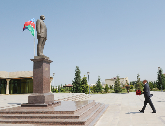 Prezident İlham Əliyev Füzuli rayonunda səfərdədir (FOTO)