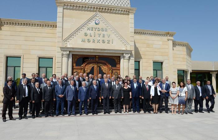 Prezident İlham Əliyev Füzuli rayonunda səfərdədir (FOTO)