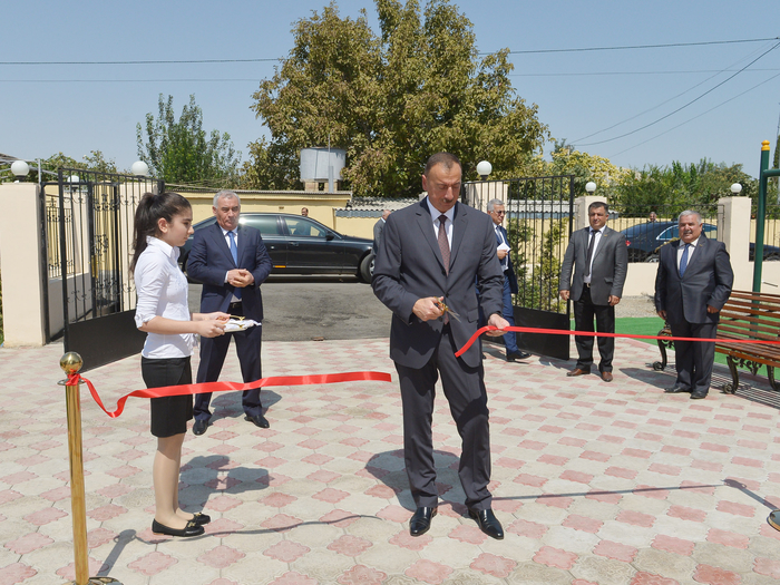 Heydər Əliyev Fondunun təşəbbüsü ilə Horadizdə inşa olunan 2 nömrəli körpələr evi-uşaq bağçasının açılışı olub (FOTO)