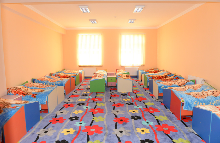 Heydər Əliyev Fondunun təşəbbüsü ilə Horadizdə inşa olunan 2 nömrəli körpələr evi-uşaq bağçasının açılışı olub (FOTO)