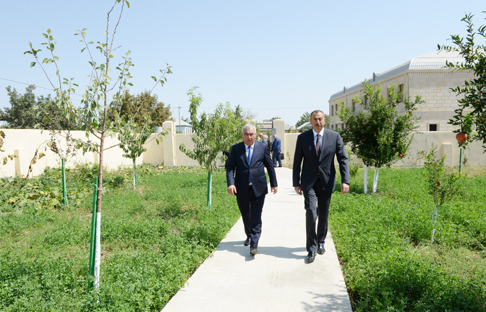 Prezident İlham Əliyev Horadizdə işğal zamanı dağıdılmış evlərin və çoxmənzilli binaların bərpasından sonra istifadəyə verilməsi mərasimində iştirak edib (FOTO)