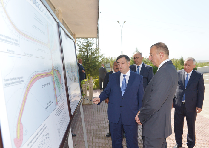 Prezident İlham Əliyev Füzulidə Mil-Muğan hidroqovşağının fəaliyyəti ilə tanış olub  (FOTO)