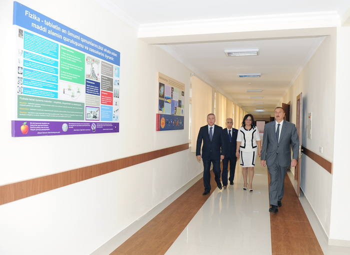 Prezident İlham Əliyev Bakıdakı 46 nömrəli tam orta məktəbin əsaslı təmir və yenidənqurma işlərindən sonrakı vəziyyəti ilə tanış olub (FOTO)