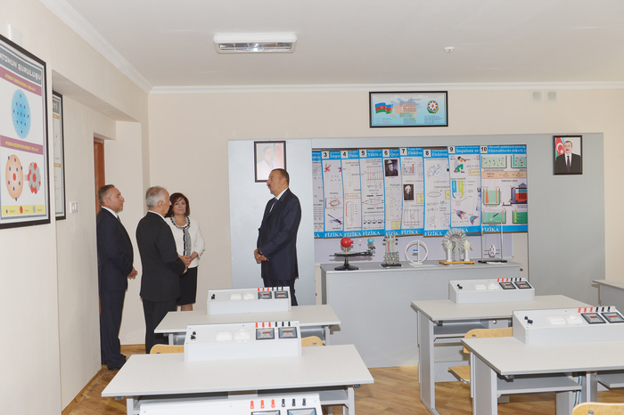 Prezident İlham Əliyev Nəsimi rayonundakı 54 nömrəli məktəbin əsaslı təmir və yenidənqurma işlərindən sonrakı vəziyyəti ilə tanış olub  (FOTO)