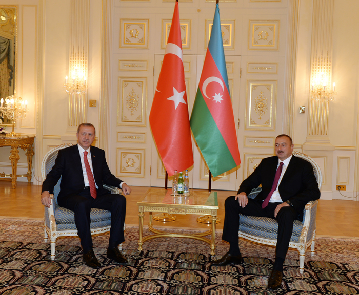 Azərbaycan Prezidenti İlham Əliyevin və Türkiyə Prezidenti Rəcəb Tayyib Ərdoğanın təkbətək görüşü olub (FOTO)