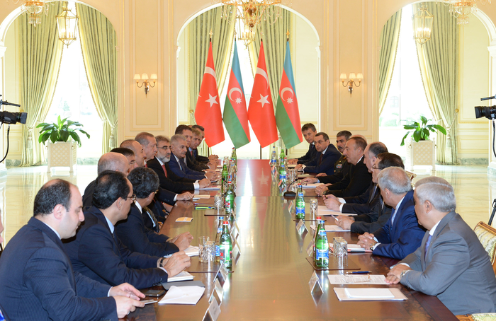 Prezident İlham Əliyev: Türkiyə-Azərbaycan əlaqələri dostluq, qardaşlıq əlaqələridir (FOTO)