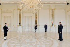 Prezident İlham Əliyev Norveçin Azərbaycanda yeni təyin olunmuş səfirini qəbul edib (FOTO)