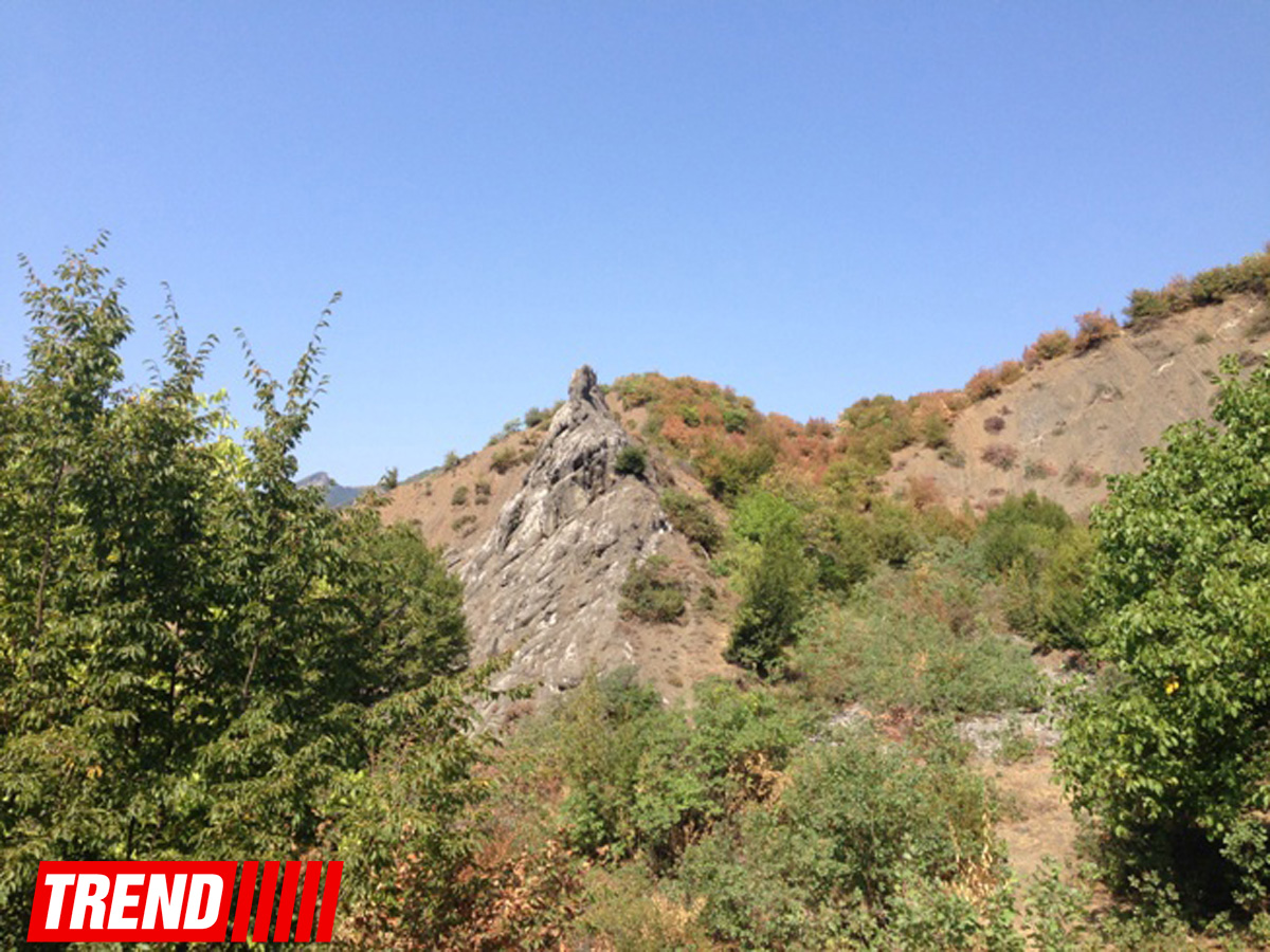 Qədim, sirli Şamaxı - Qəleybuğurt qalası, Kələxana türbəsi, Avaxıl qəbiristanlığı (FOTO)