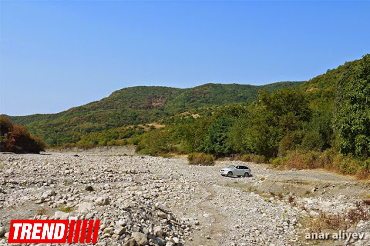 Qədim, sirli Şamaxı - Qəleybuğurt qalası, Kələxana türbəsi, Avaxıl qəbiristanlığı (FOTO)