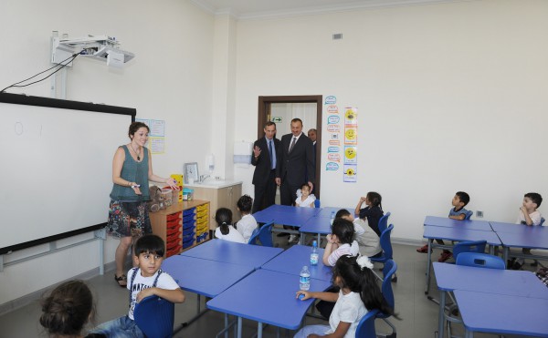 Prezident İlham Əliyev Bakı İstedadlar Təhsil Kompleksinin yeni binasında yaradılan şəraitlə tanış olub (FOTO)