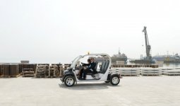 Prezident İlham Əliyev və xanımı Bakının Ağ Şəhər Bulvarında görülən işlərlə tanış olublar (FOTO)