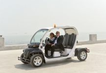 Prezident İlham Əliyev və xanımı Bakının Ağ Şəhər Bulvarında görülən işlərlə tanış olublar (FOTO)