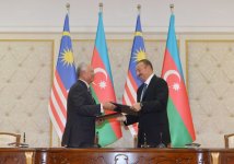 Azərbaycan və Malayziya arasında bir sıra sənədlər imzalanıb (FOTO)