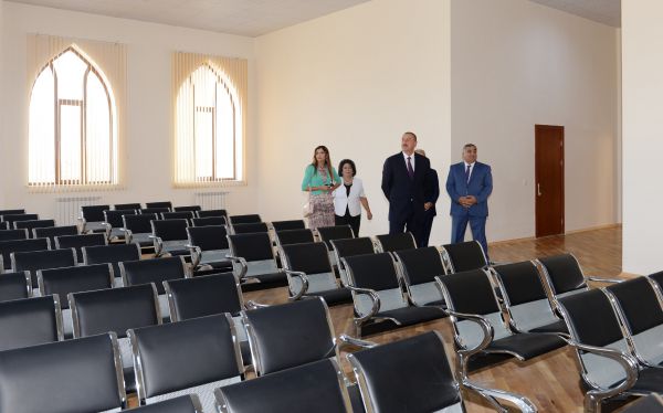 Prezident İlham Əliyev: Azərbaycanın uğurlu gələcəyi cəmiyyətin intellektual potensialından asılıdır (FOTO)