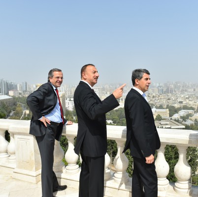 İlham Əliyevin adından dövlət, hökumət və nümayəndə heyətləri başçılarının şərəfinə nahar verilib  (FOTO)
