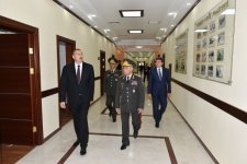İlham Əliyev Daxili Qoşunların Qəbələdəki "N" saylı hərbi hissəsində inşa olunan yeni şəhərciyin açılışında iştirak edib (FOTO)