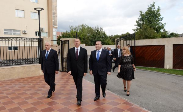 Prezident İlham Əliyev İsmayıllıda körpələr evi-uşaq bağçasının açılışında iştirak edib (FOTO)