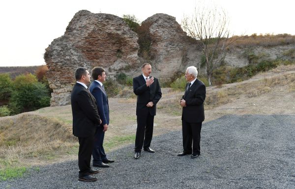 Qəbələ Arxeoloji Mərkəzinin açılışı olub (FOTO)