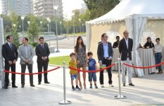 Leyla Əliyeva Dədə Qorqud parkında 3D qraffiti layihəsinin açılışında iştirak edib (FOTO)