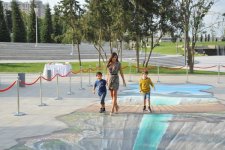 Leyla Əliyeva Dədə Qorqud parkında 3D qraffiti layihəsinin açılışında iştirak edib (FOTO)