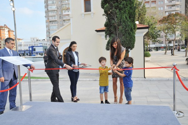 Leyla Əliyeva Dədə Qorqud parkında 3D qraffiti layihəsinin açılışında iştirak edib (FOTO)