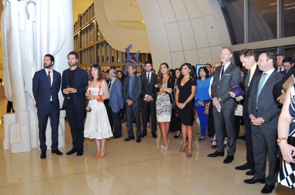 Leyla Əliyeva Bakıda məşhur fransız rəssamı Bernar Buffenin fərdi sərgisinin açılış mərasimində iştirak edib (FOTO)