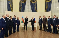 Vladimir Putin: Rusiya ilə Azərbaycan arasında münasibətlər həmişə dostluq və etimad xarakteri daşıyıb (FOTO)