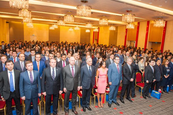 Leyla Əliyeva: Azərbaycanda müxtəlif millətlərə, dinlərə, mədəniyyətlərə mənsub insanlar həmişə sülh şəraitində yaşayıblar (FOTO)