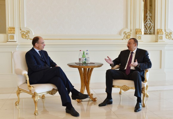 İlham Əliyev İtaliyanın keçmiş baş naziri və Estoniyanın sabiq prezidentini qəbul edib