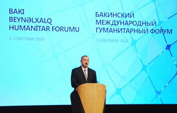 Prezident İlham Əliyev və xanımı IV Bakı Beynəlxalq Humanitar Forumunun açılış mərasimində iştirak ediblər (FOTO)