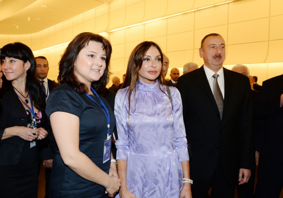 İlham Əliyevin adından IV Bakı Beynəlxalq Humanitar Forumunun iştirakçılarının şərəfinə nahar verilib (FOTO)