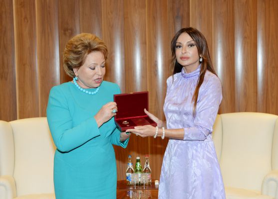 Mehriban Əliyeva MDB Parlamentlərarası Assambleyasının əməkdaşlığa görə ali mükafatına layiq görülüb (FOTO)