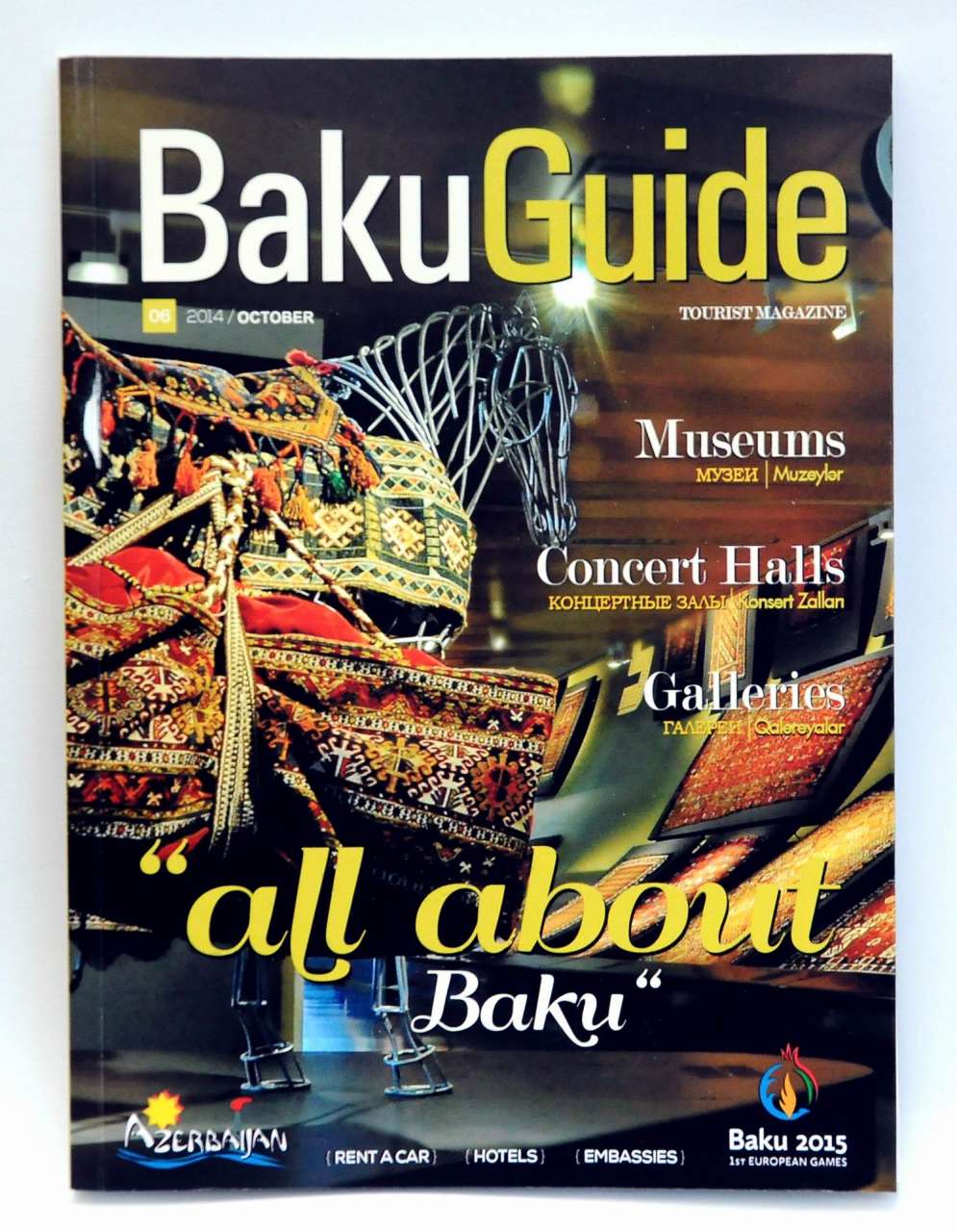 "Baku Guide" bələdçi kataloqunun oktyabr sayı çapdan çıxıb (FOTO)