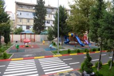 Mehriban Əliyeva Nizami rayonunda əsaslı təmirdən sonra körpələr evi-uşaq bağçasının açılışında iştirak edib (FOTO)