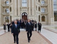 Prezident İlham Əliyev Xırdalanda Heydər Əliyev Mərkəzinin açılışında iştirak edib (FOTO)