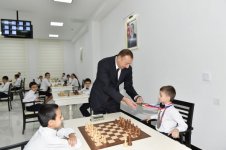 Prezident İlham Əliyev Xırdalanda şahmat məktəbinin açılışında iştirak edib (FOTO)