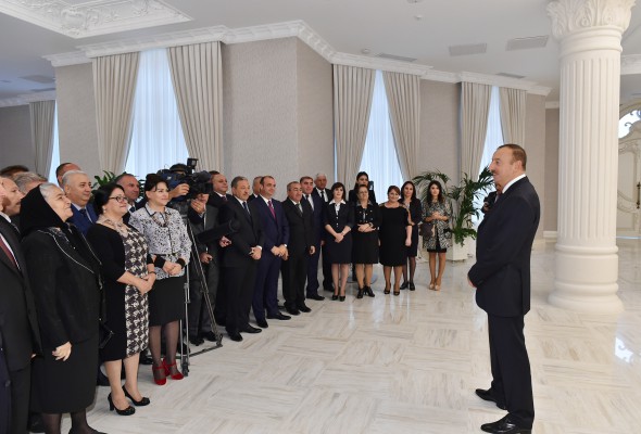 Prezident İlham Əliyev Xırdalanda Heydər Əliyev Mərkəzinin açılışında iştirak edib (FOTO)